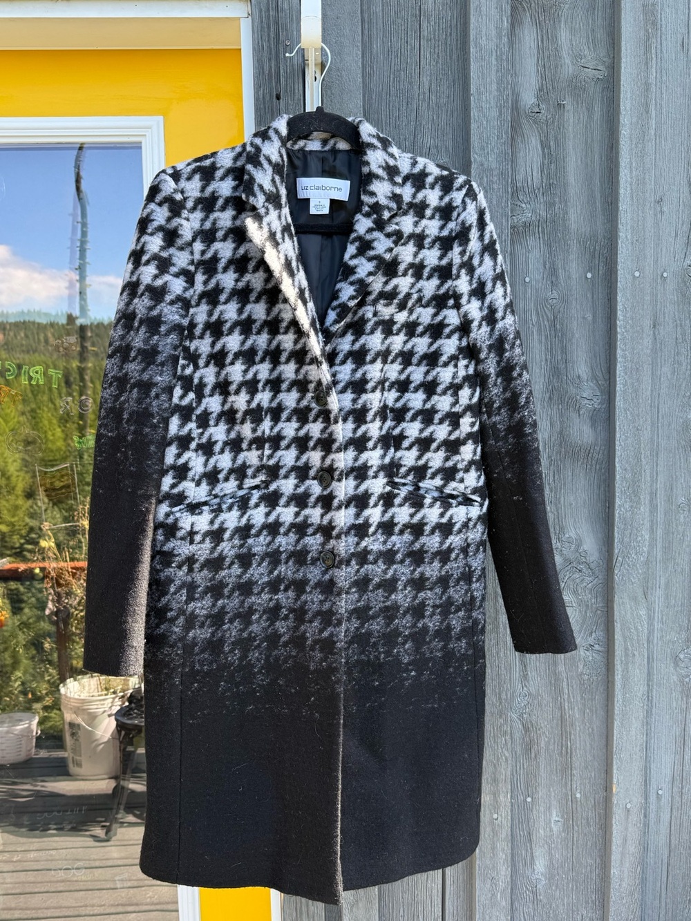 Liz Claiborne Black and White Houndstooth Ombre Wool Pea Coat